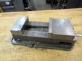 Kurt D675 6&quot; Machine Vise with Hard Jaws *No Handle*- Auction Item