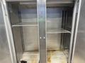 McCALL COMMERCIAL REFRIGERATOR  -  7-7070T