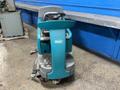 TENNANT 31 GALLONS FLOOR SCRUBBER   -  T7