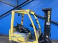HYSTER 4800 LBS PROPANE FORKLIFT  -  S50FT