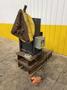 1,250 LB STINGER MODEL #P-1250 PIPE WELDING POSITIONER WITH 30" GRIPPER CHUCK : YOBRO #25213