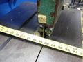 19" THROAT VERTICAL BAND SAW