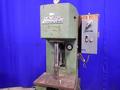 DENISON 6 TON MULTIPRESS  -  R063MC25702405220