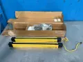 BANNER SAFETY LIGHT CURTAIN KIT  -  SLLP40-560-P88