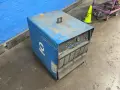 MILLER 300 AMPS WELDER  -  DELTAWELD 302