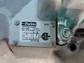 PARKER 140 PSIG VALVAIR II FOUR WAY MANIFOLD MOUNTED VALVES  -  L6753910253