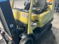 HYSTER 4800 LBS PROPANE FORKLIFT  -  S50FT