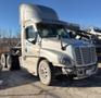 Freightliner Cascadia Semi Truck, 2018 – Non-Runner, No Keys, For Repair or Parts, Day Cab/Sleeper