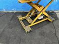 2000 LB ECONO-LIFT HYDRAULIC SCISSOR LIFT TABLE: STOCK #77596