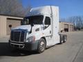 2015 Freightliner Cascadia Day Cab LNG – Cummins ISX12 G 400 HP, 10 Speed, Natural Gas Tractor