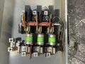 SQUARE D 400 A / 240 V GENERAL DUTY FUSIBLE SAFETY SWITCH  -  D325N