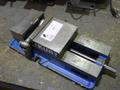 Kurt D675 6" Machine Vise, Steel Jaws, Handle- Auction Item
