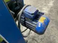 WIRE STRAIGHTENING AND CUTTING MACHINE