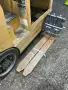 CATERPILLAR 1600 LBS ELECTRIC FORK LIFT   -  2EC25