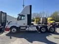 Volvo VNL Day Cab Semi Truck, 2015 – Volvo D13, I-Shift, Air Ride