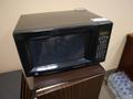 GE Sensor Microwave w Rotating Tray- Auction Item