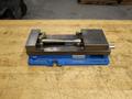 Kurt D688 6" AngLock CNC Milling Vise – w/ Handle- Auction Item