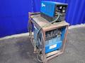 MILLER 200 A WELDER   -  SYNCROWAVE 250