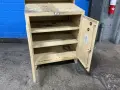 24” X 34” 31” FOREMANS STAND