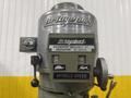 2 HP BRIDGEPORT SERIES I VERTICAL RAM TYPE KNEE MILL, WITH DRO &amp; POWER FEEDS: YOBRO #25294