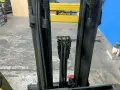 HYSTER 5800 LBS ELECTRIC FORKLIFT   -  E60XN-33