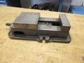 Kurt D-60 6" Machine Vise **No Jaws**- Auction Item