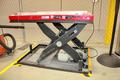 3000 LBS DAYTON HYDRAULIC SCISSOR TABLE: STOCK #78320