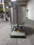 200 GALLON STAINLESS STEEL TANK