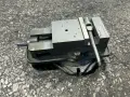 KURT MANUFACTUING 6” 6” VISE