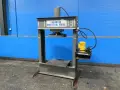 CHAMPION 165 TONS TIRE PRESS