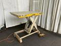 4000 LB SOUTHWORTH HYDRAULIC SCISSOR TABLE: STOCK #80985