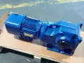 SEW EURODRIVE 1.5HP GEAR MOTOR  -  KA77B DRN90S4/BE2HR