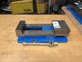 Kurt D688 6" AngLock CNC Milling Vise – w/ Handle- Auction Item