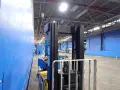 YALE 2800 LBS ELECTRIC STRADDLE LIFT  -  MRW030LEN24TE078
