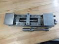 Kurt DL-400 4&quot; Machine Vise with Handle- Auction Item