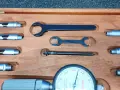 STARRETT .560 - 1.565 DIAL BORE GAGE W/CASE  -  82