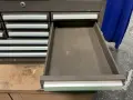 KENNEDY, KNAACK 13 TOOL BOX COMPARTMENTS, 4 TOOL CABINET DRAWERS MACHINIST TOOL BOX, JOBMASTER ROLLING WORKBENCH ASSEMBLY  -  JOBMASTER 44
