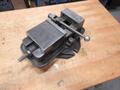 Kurt D-60 6" Machine Vise with Hard Jaws, Swivel Base and Handle- Auction Item