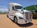 Kenworth T680 Raised Roof Sleeper, 2018 – Cummins ISX Engine