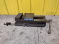 6&quot; KURT MODEL #D675 PRECISION MACHINE VISE W/ SWIVEL HANDLE: STOCK #23448