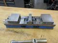 Kurt DL-400 4&quot; Double Lock Machine Vise with Handle- Auction Item