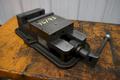 6&quot; KURT MODEL #D688 ANGLELOC MACHINE VISE: STOCK #76193
