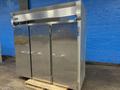 McCALL COMMERCIAL REFRIGERATOR  -  7-7070T