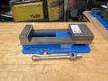 Kurt D688 6" AngLock CNC Milling Vise – w/ Handle- Auction Item