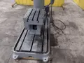 4&#039; X 9: CARLTON 1A RADIAL ARM DRILL. STOCK # 0992325