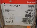 HONEYWELL MODUTROL IV MOTOR  -  M9174C1025