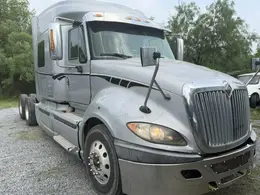 International ProStar Sleeper Truck, 2014 – Class 8 Tandem Axle Semi Tractor w/ Diesel Engine, Sleeper Cab &amp; Air Ride Suspension