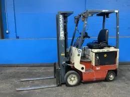 Nissan 2350 Lbs Electric Forklift - Cspo1l5s