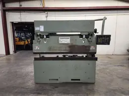 35 Ton X 6’ F.J. EDWARDS 35T-80 PRESS BRAKE-CNC Backguage