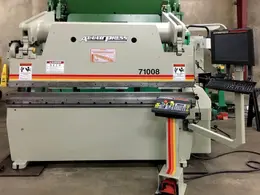 Accurpress 71008 (2005) 100 TON x 8’ Press Brake